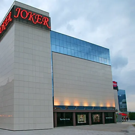 Lejlighed Comfortable Modern With Shaded Patio *